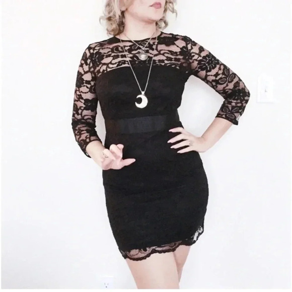 ModCloth So Noir, So Good Black Lace 3/4 Sleeve Dress by BB Dakota Size 6 Small - Picture 7 of 7